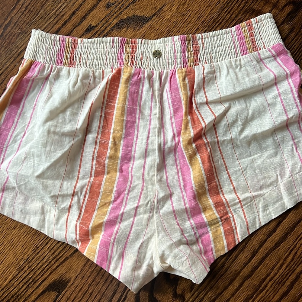 Rip Curl shorts - Picture 3 of 6